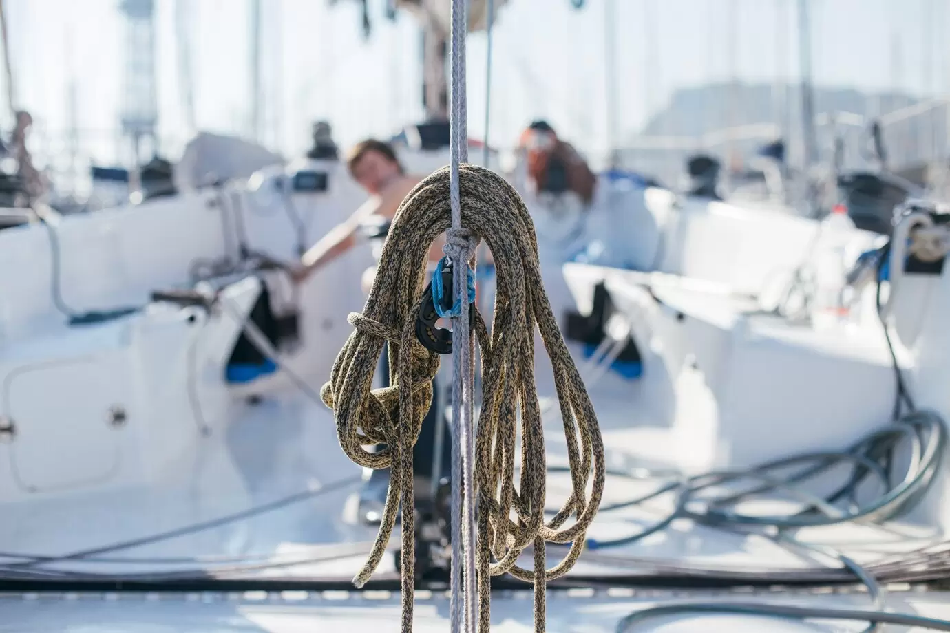 nautical-ropes-buntine-capstan-cablet-piled-up-deck-professional-racing-yacht-sailboat-attached-mast-forestay-different-colors_346278-323