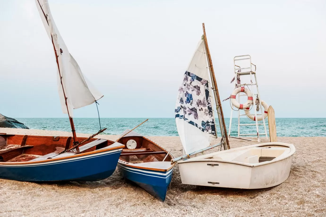 boats-beach_53876-16301