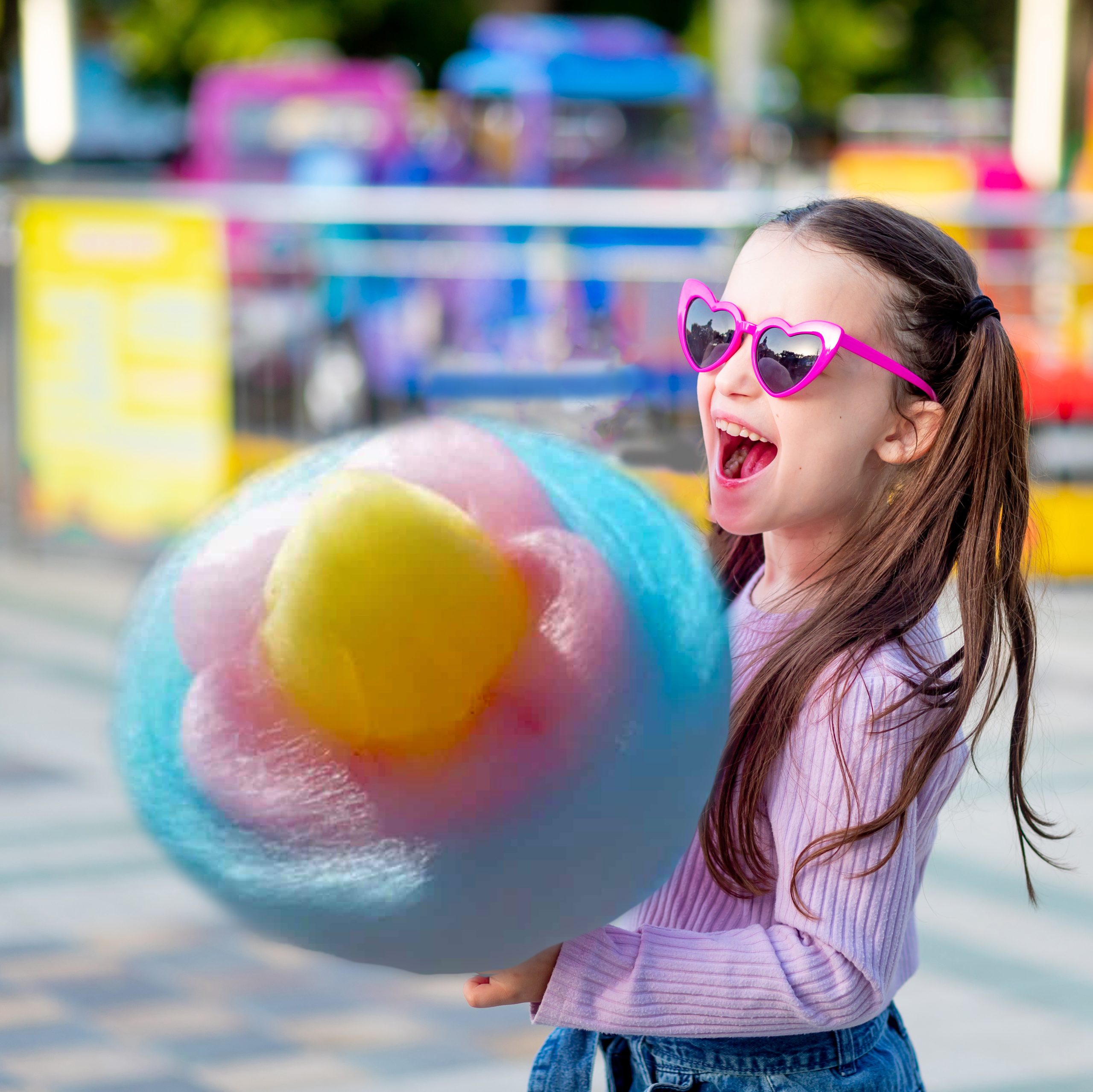 girl-amusement-park